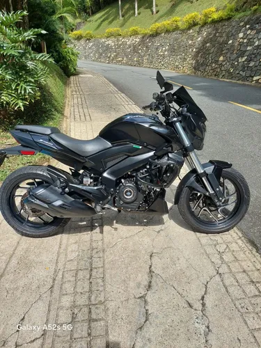 Dominar 400 3ra Generación Ug