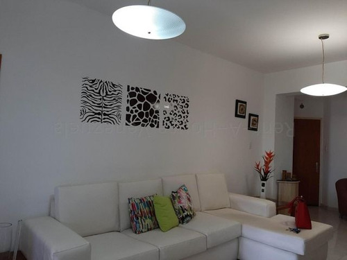 Imagen 3 de 22 de Gustavo Zavala Rentahouse 22-6782