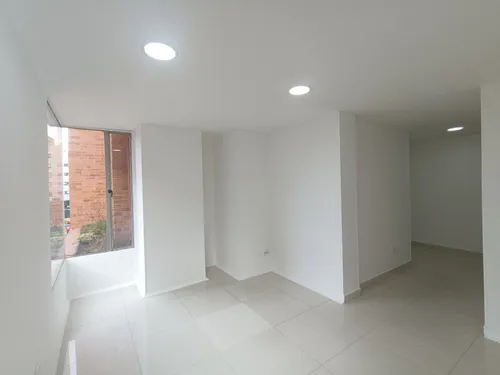 Local En Arriendo/venta En Chapinero Alto. Cod A22221