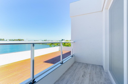 Imagen 14 de 30 de Casa Al Agua - Venta - Nordelta