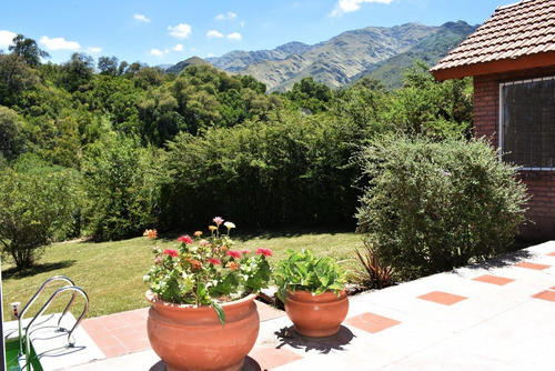 Chalet Tornasol Al Pie De Las Sierras