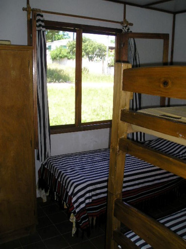 Imagen 7 de 9 de Buena Oportunidad En Playa Hermosa, Casa De 3 Dormitorios Estilo Prefabricado A 400 Metros De La Playa.