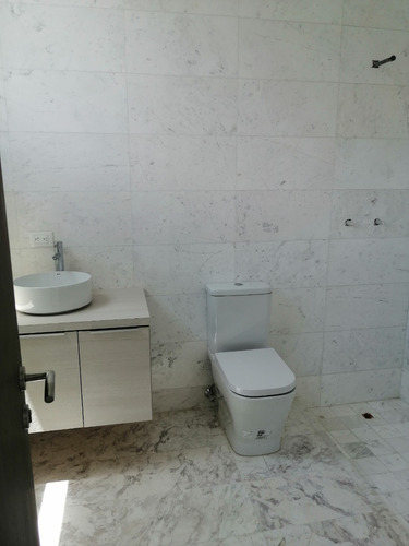 Apartamento En Venta Urb. La Castellana 19672