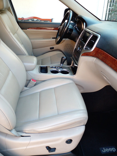 Jeep Grand Cherokee Limited V6 4x2 At