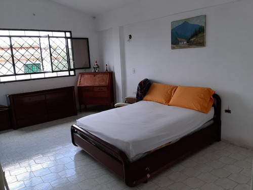 Imagen 11 de 14 de Venta De Casa En San Antonio De Los Altos. Urb El Retiro Rz