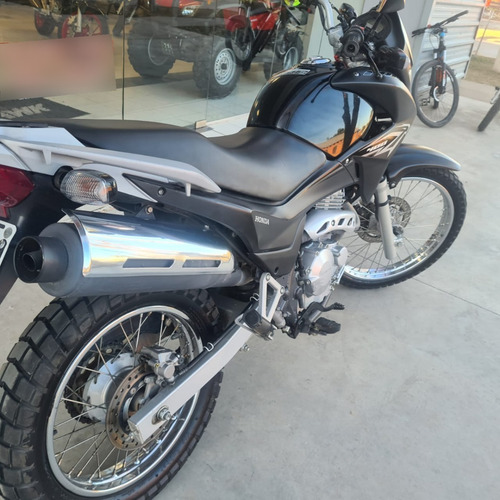 Imagen 4 de 14 de Honda Falcon Nx400 Modelo 2015