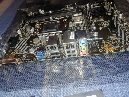 Imagen 4 de 6 de Tarjeta Madre Msi H410m-a Pro Lga 1200 Más Procesador Y Ram