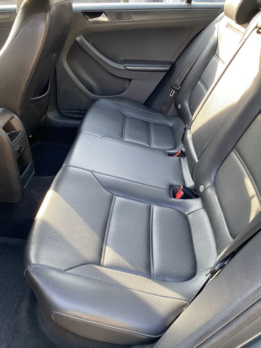 Volkswagen Jetta 2.0 Tdi L4 T Diesel Nave B A C At