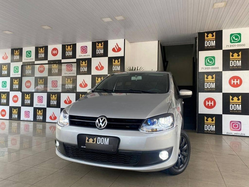 Imagem 2 de 10 de Volkswagen Fox 1.0 Mi 8v Flex 4p Manual