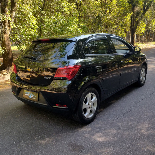Chevrolet Onix HATCH LT 1.4 8V FlexPower 5p Aut.