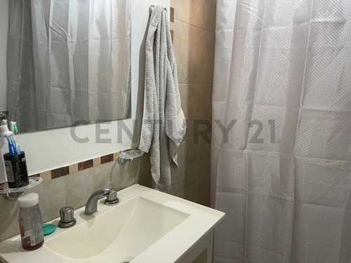 Depto Dos Dormitorios En Venta Calle 123 Entre 61 Y 62 (la Plata, Buenos Aires)