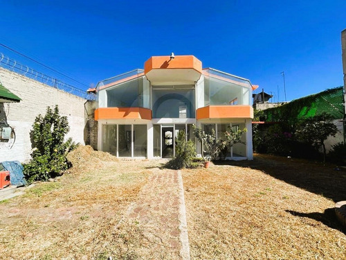 Casa En Venta En San Lorenzo La Cebada 4 Recámaras
