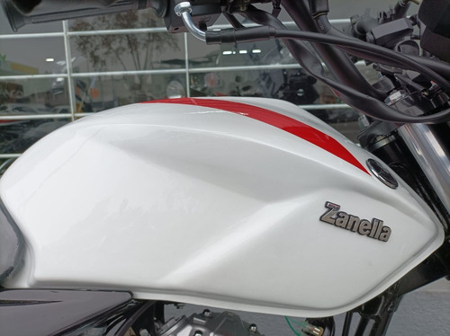 Imagen 2 de 15 de Zanella Rx 200