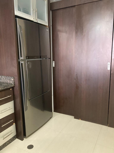 Imagen 8 de 12 de Vendo Bello Apto. Remodelado, Urb.encantado Auyantepuy.75 M2