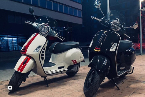 Imagen 2 de 7 de Vespa Gts 300 Racing Sixties Hpe Super