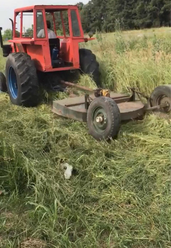 Imagen 2 de 14 de Tractor Fiat 700e Con Cortadora Pasto Envios Al Pais