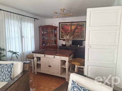 Casa En Venta En Ñuñoa