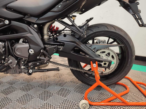 Imagen 8 de 9 de Benelli Tnt 600i