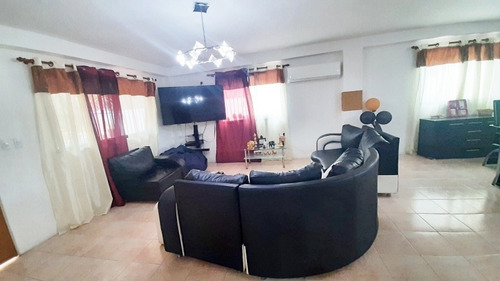 Imagen 3 de 30 de Turumo Casa En Venta Remodelada 140m2 3 H 3b 4 E Ref 35.000
