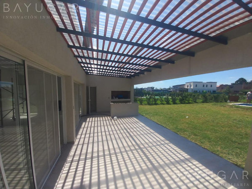 Imagen 8 de 22 de Venta Oportunidad! - Casa A Estrenar En Altos De Campo Grande - Bayugar Negocios Inmobiliarios