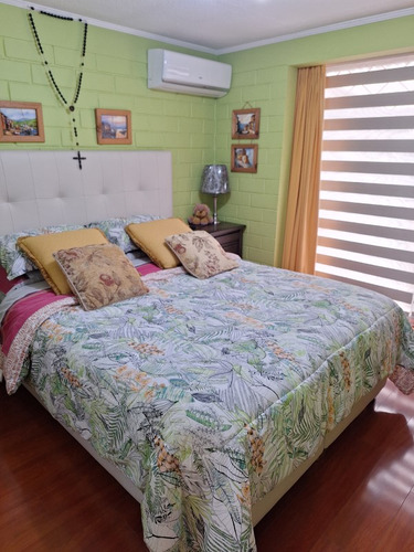 Vende Casa En Paine, A Cuadras Estación Metrotren