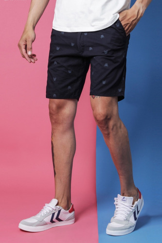 Imagen 1 de 3 de Bermuda De Gabardina Estampada Hombre No End 37319