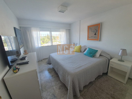 Imagen 17 de 30 de Departamento En Venta, 3 Dormitorios.