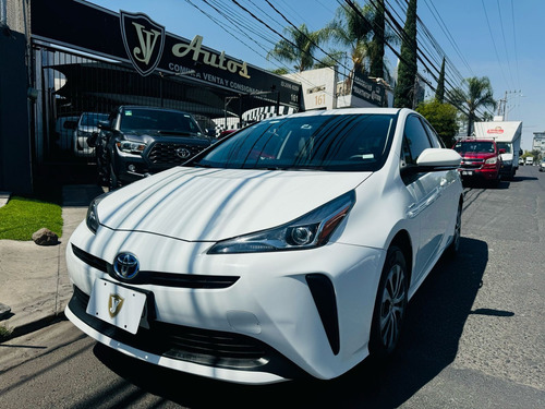 Toyota Prius 1.8 Base Cvt