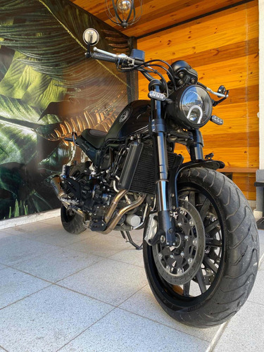 Benelli Leoncino 500