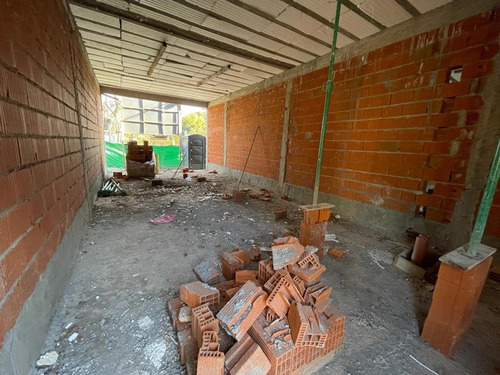 Imagen 10 de 10 de Venta De Local C/ Cochera A Estrenar En San Miguel
