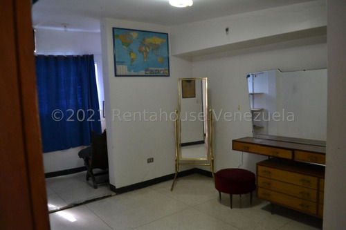 Imagen 8 de 17 de Casa En Venta Mls #22-12950 - Laura Colarusso
