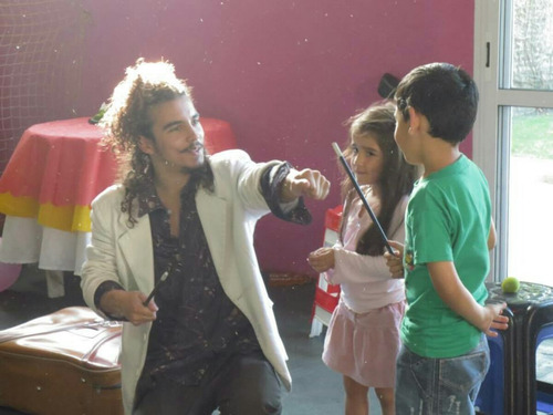 Imagen 7 de 9 de Mago Rulín Y Payaso Meterete - Show De Magia Y Circo