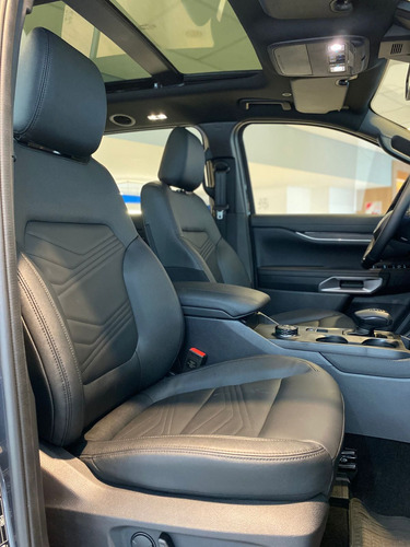Ford Everest 2.3 Gtdi Titanium 4X4 At