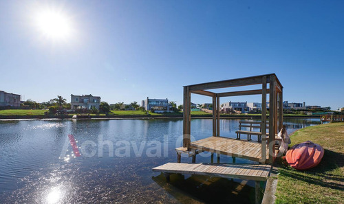 Puertos Escobar | Amarras - Lote Al Agua En Venta
