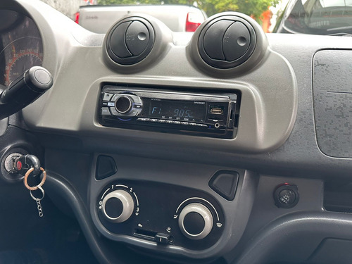 Fiat Uno 1.0 Vivace Celeb. Flex 5P