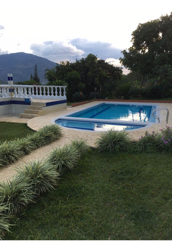 Alquiler De Finca De Recreo Por Fines De Semana  En Copacabana 