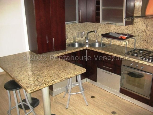 Imagen 6 de 10 de Bello Apartamento Amoblado Ubicado En El Rosal Caracas 22-21432