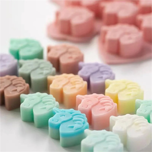 Molde De Silicona For Jabón Con Forma De Unicornio De 7