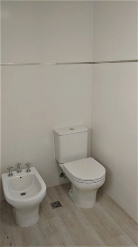 Imagen 13 de 15 de Depto Duplex 3 Amb Cochera A Estrenar Plaza Mitre