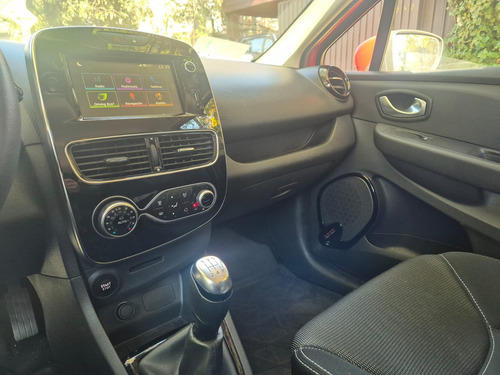 Renault Clio Iv 0.9 Hb Dyn E6 F2 Mt A Turbo