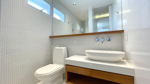 Imagem 13 de 27 de Apartamento 02 Quartos Para Alugar, Com 115m², 02 Vagas De Garagem, Na Enseada Do Suá, Vitória/es - 1852