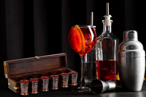Set De 6 Vasos De Chupito Con Estuche De Madera
