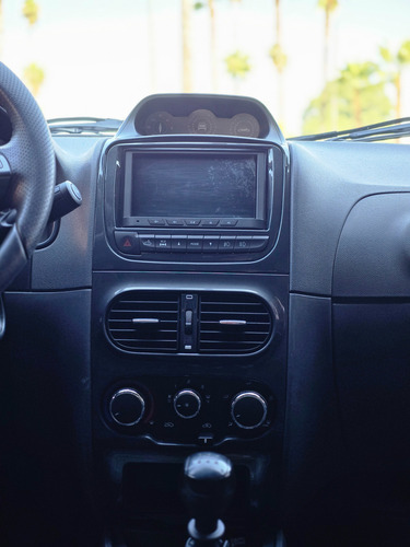 RAM 700 1.6 Club Cab Adventure Mt