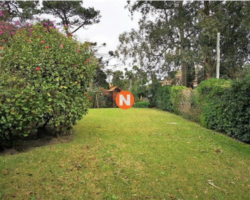 Casa En Venta En Pinares, 3 Dorm. Punta Del Este- Ref: 215642