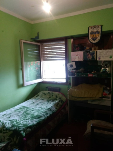 Venta Chalet 6 Ambientes Con Pileta