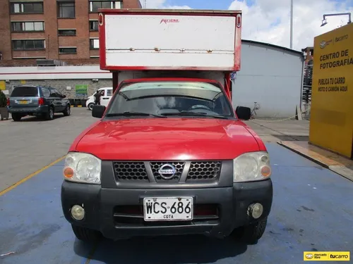 Furgon Nissan Frontier D22/np300 4x2 2400cc Mt Aa