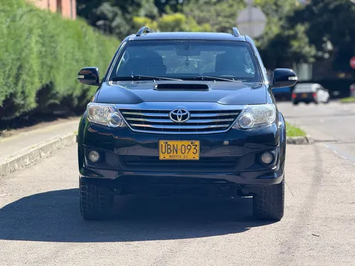 Toyota Fortuner 3.0 Sr5 169 hp