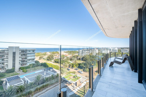 Surfside - 3 Suite + Den
