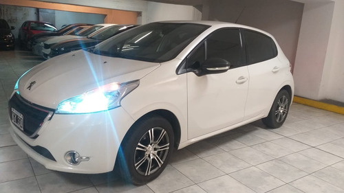 Peugeot 2008 Active 1.5 2014 (co)