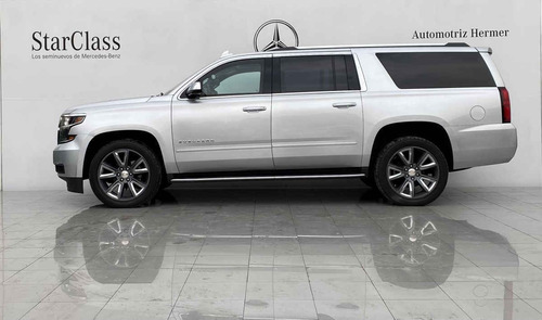 Imagen 8 de 15 de Chevrolet Suburban 2018 5p Premier V8/5.3 Aut 4wd 2da/cubo